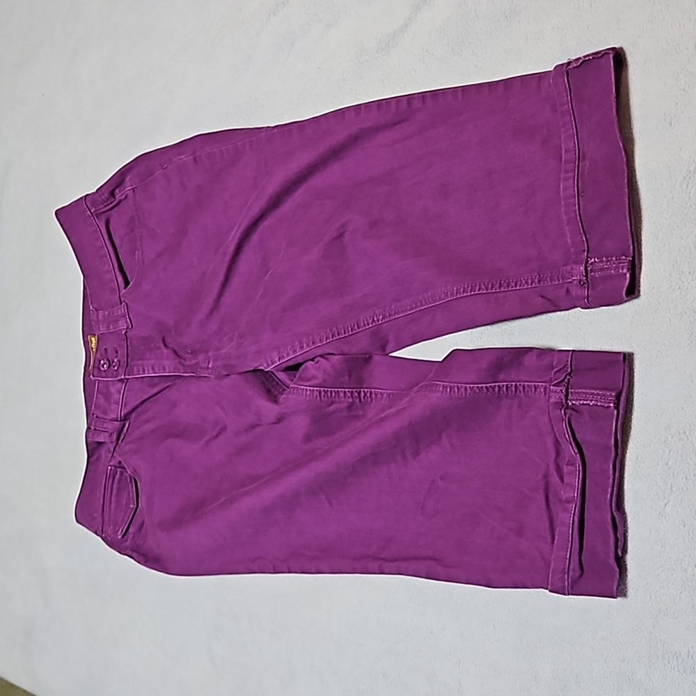Magenta Jean capris